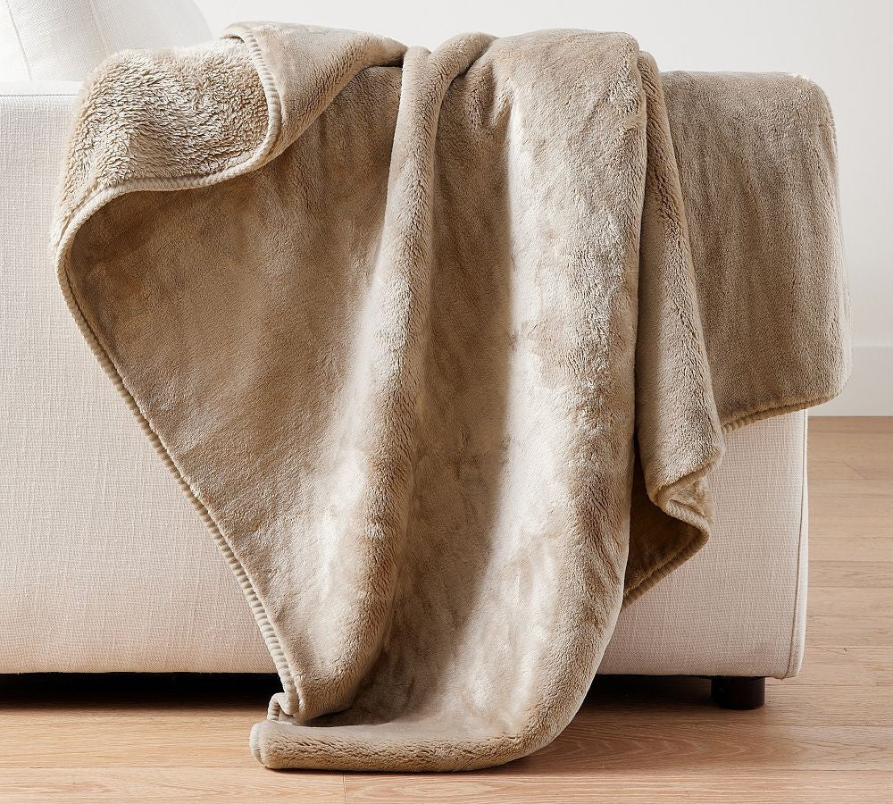 Ultra Soft Fleece Throw Blanket with Plush Ribbed Texture for Couch