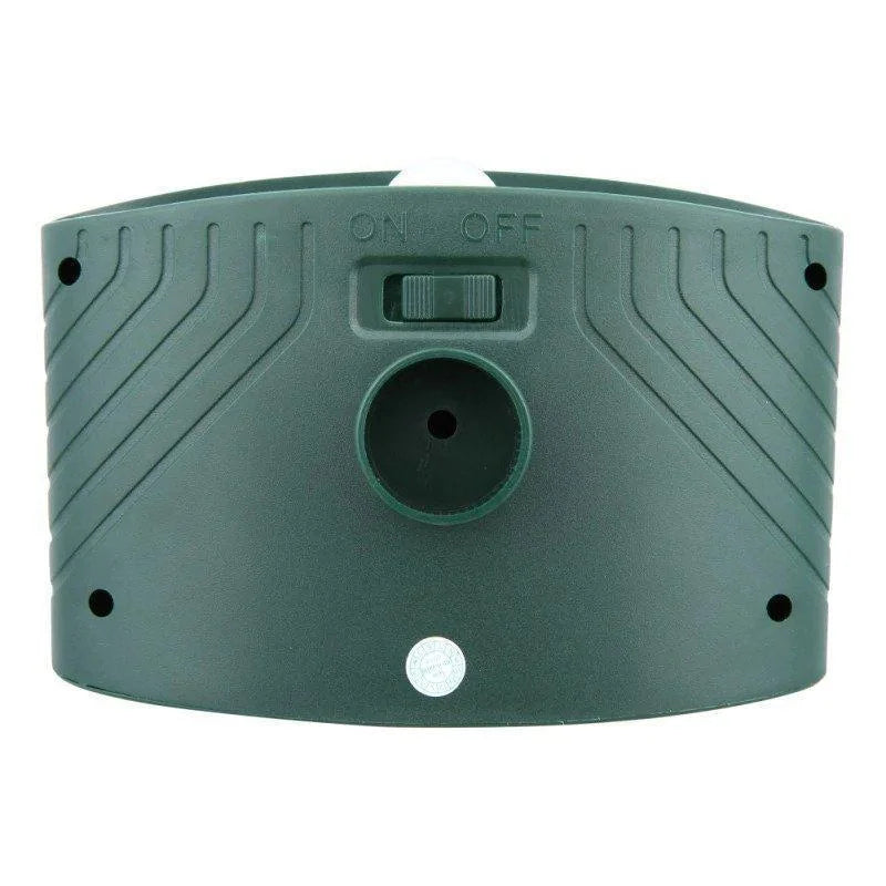Deer Repellent with Solar Motion Sensor and Ultrasonic Pulses, 4-Pack