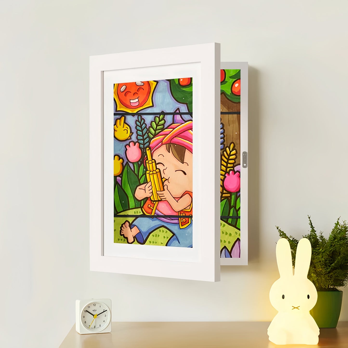 Rotating Artwork Display Frame with Magnetic Latch and 150-Sheet Storage
