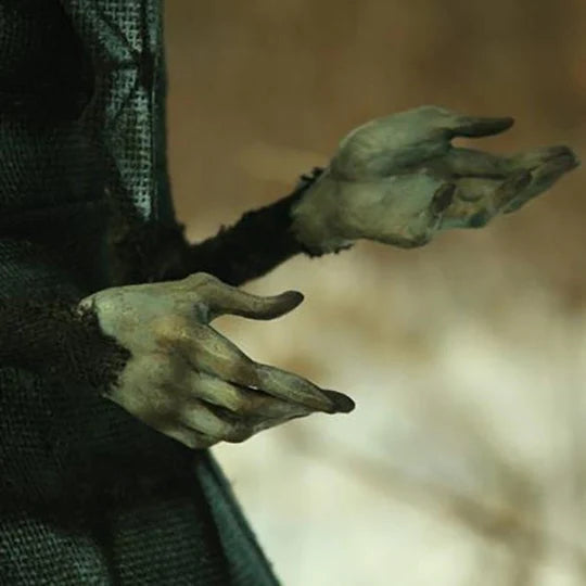 Creepy Witch Sculptures, Dark and Bizarre Art Halloween Decoration