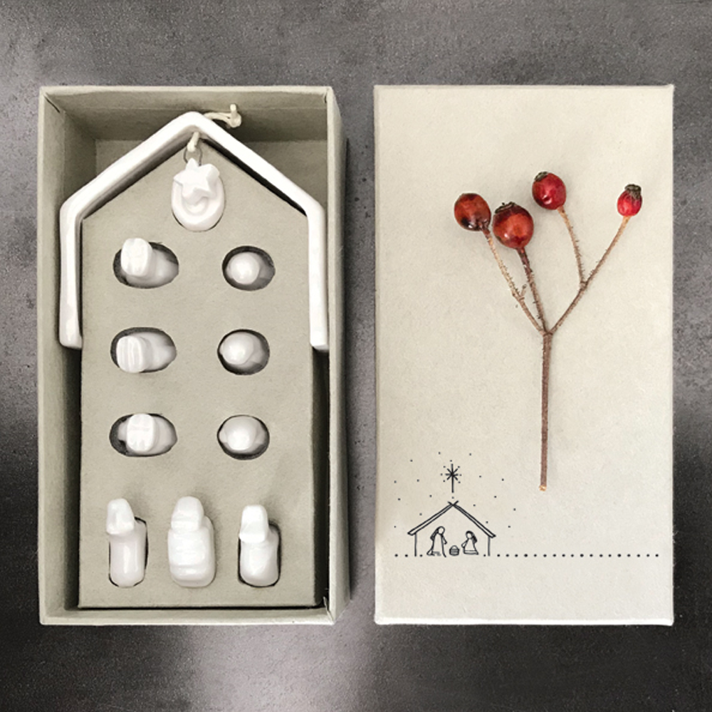Nativity Scene Set with Nine Porcelain Figures and Stable Frame