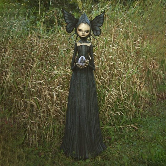 Creepy Witch Sculptures, Dark and Bizarre Art Halloween Decoration