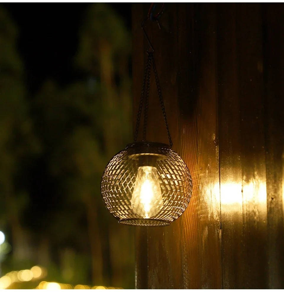 Solar Hanging Lantern with Automatic Light Sensor and 14-Hour Runtime