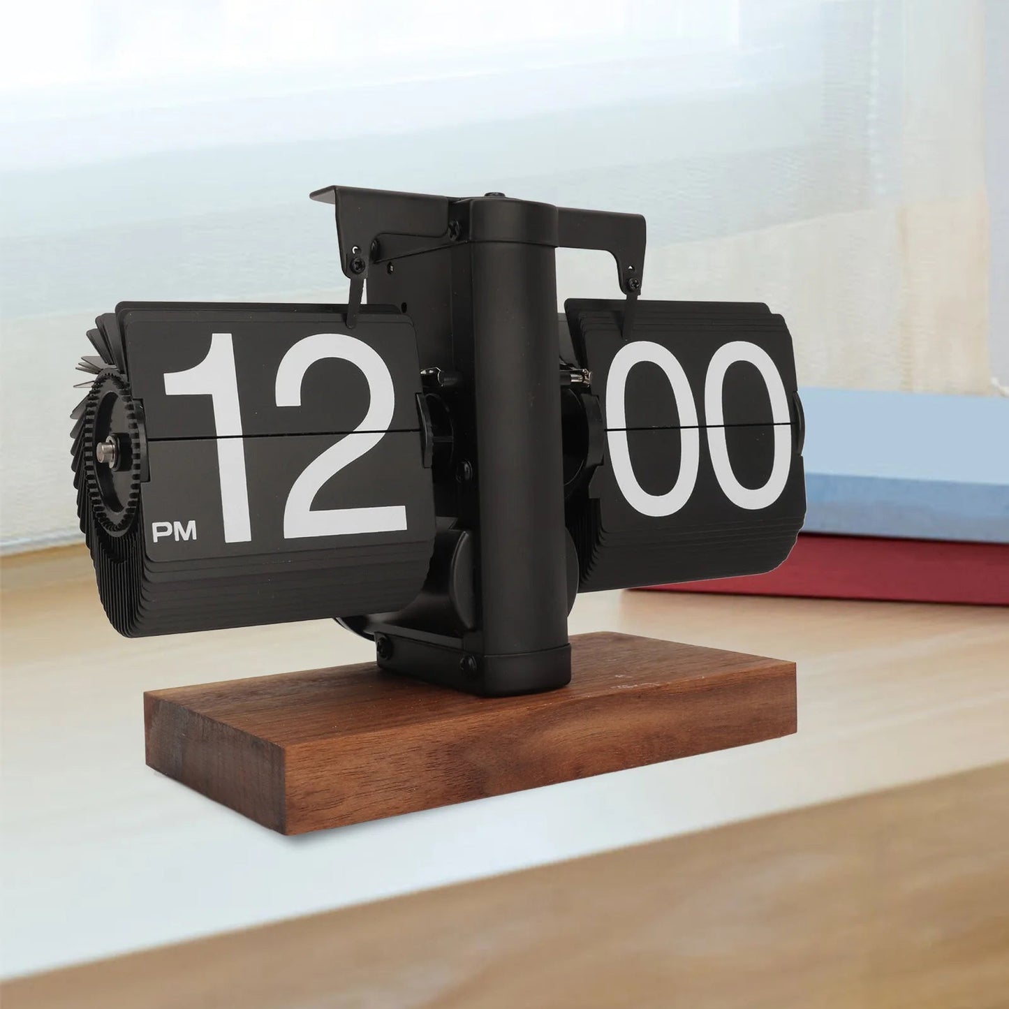Mechanical Flip Clock with Black Walnut Body and Large Display Numbers