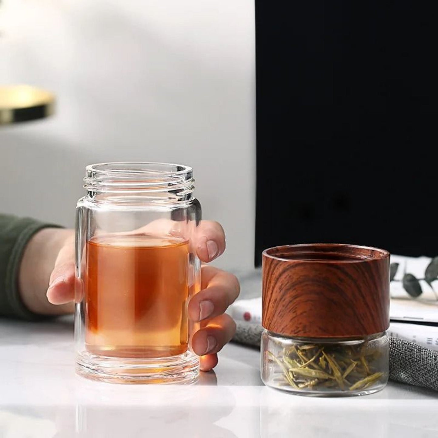 Glass Tea Infuser Bottle with Built-in Stainless Filter and Double Wall Insulation, 201-300ml
