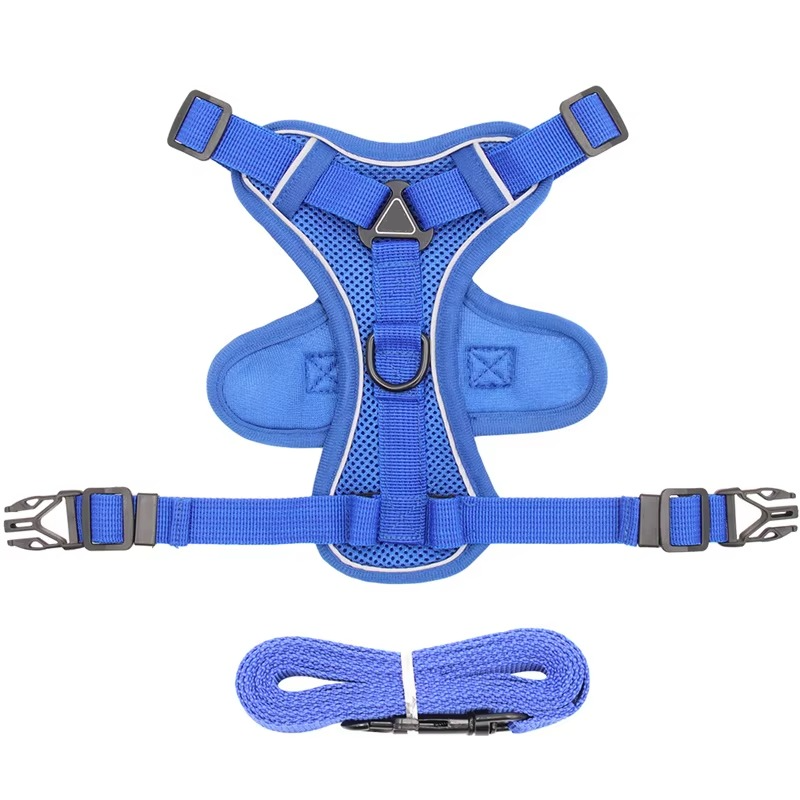 Vest Style Cat Harness with Reflective Strips and 1.5m Leash