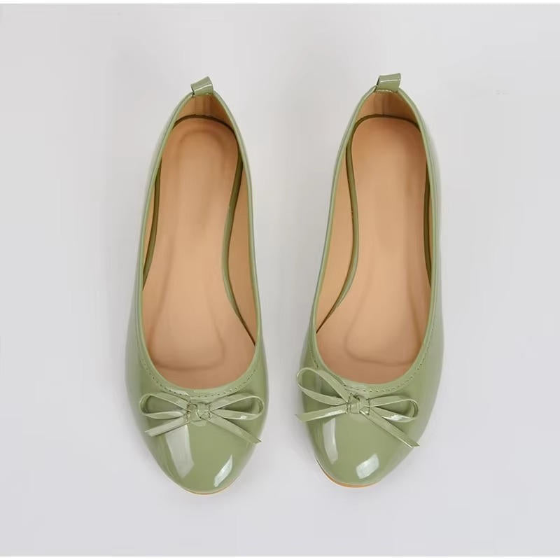 Womens Ballet Flats with Arch Support and Cushioned Insole, Slip-On Design