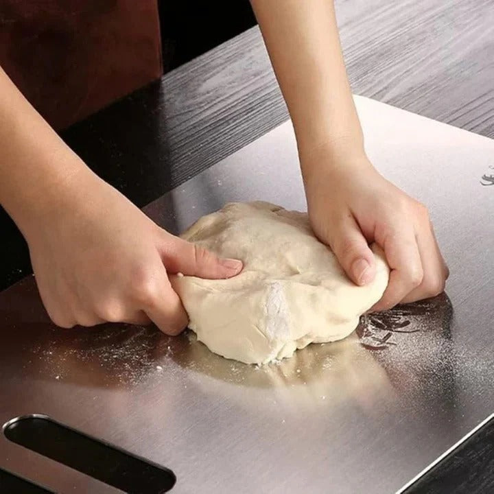 Composite Cutting Board with Odor-Resistant Surface and Knife-Friendly Finish