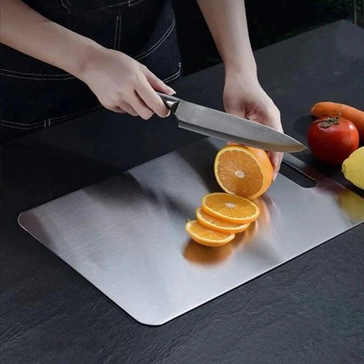 Composite Cutting Board with Odor-Resistant Surface and Knife-Friendly Finish