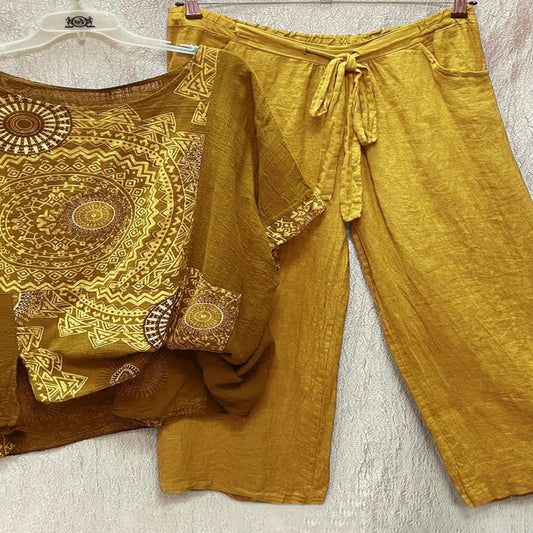 Womens Two Piece Set with Geometric Print and High Waist Wide Leg Pants