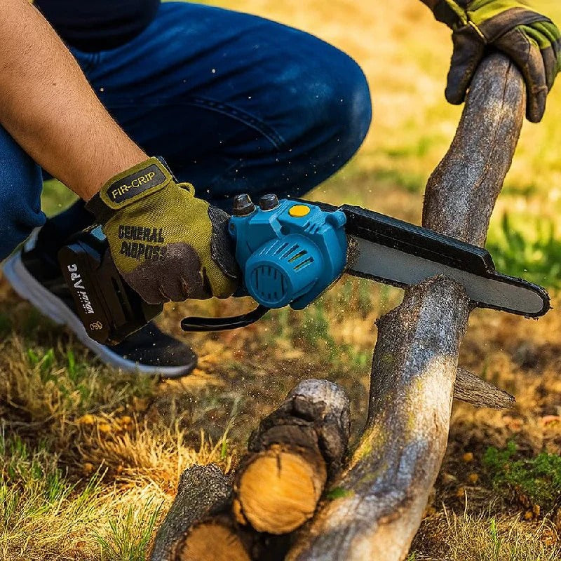 Cordless Electric Chainsaw with 1000W Motor and 30-Minute Battery, Lightweight