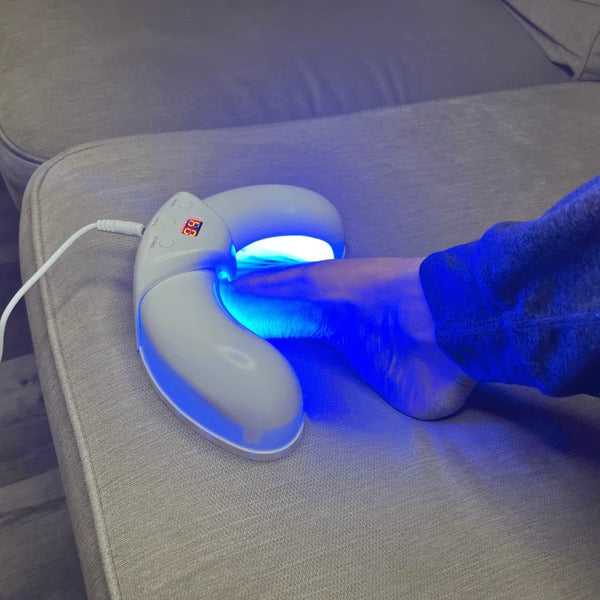 Dual LED Nail Care Device with 7 Minute Auto Timer