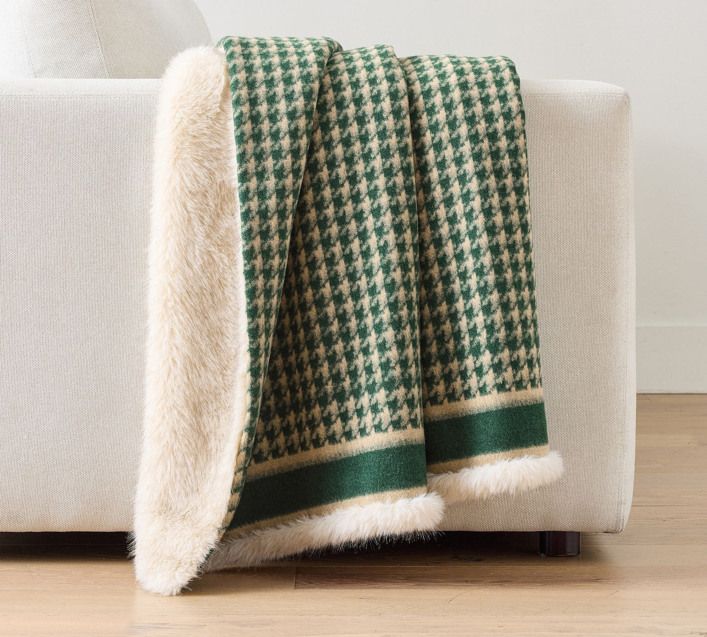 Reversible Houndstooth Fleece Throw Blanket with Soft Plush Faux Fur Backing