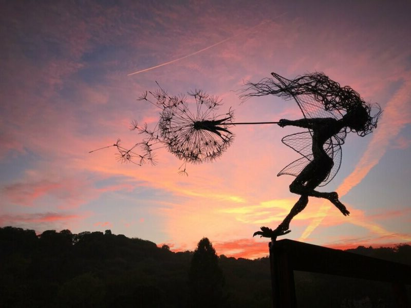 Metal Fairy Garden Stakes with Dandelion Design and Weather Resistant Construction, 25-45in Height