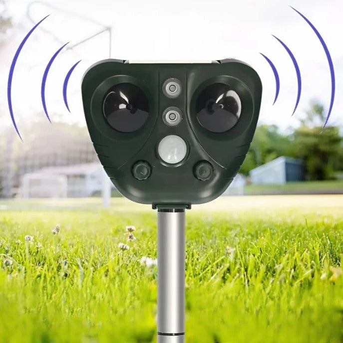Solar Bird Repeller with Ultrasonic Sound and LED Flashing, 30ft Detection Range