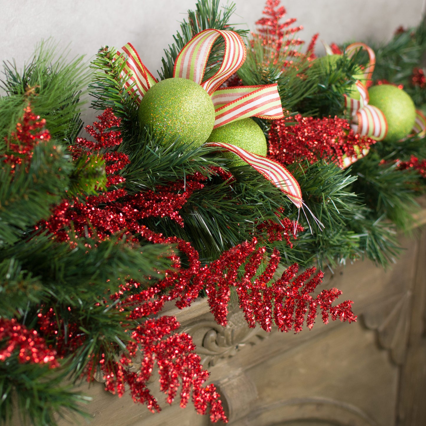6' Vermont Pine Garland detail photo 3